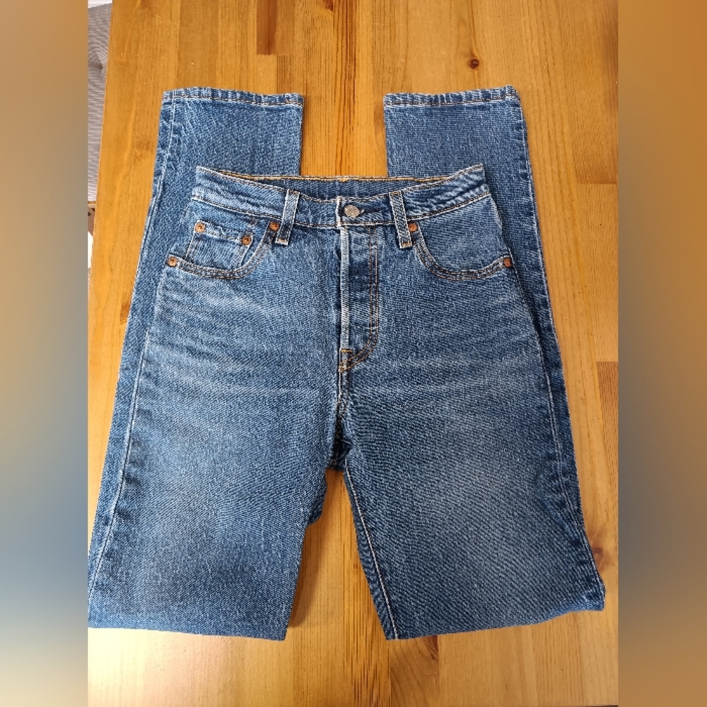 Levi's 501 button fly jeans